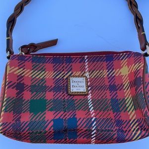 Dooney & Bourke Plaid Barrel Handbag - 8" across x 5" high - Great Condition
